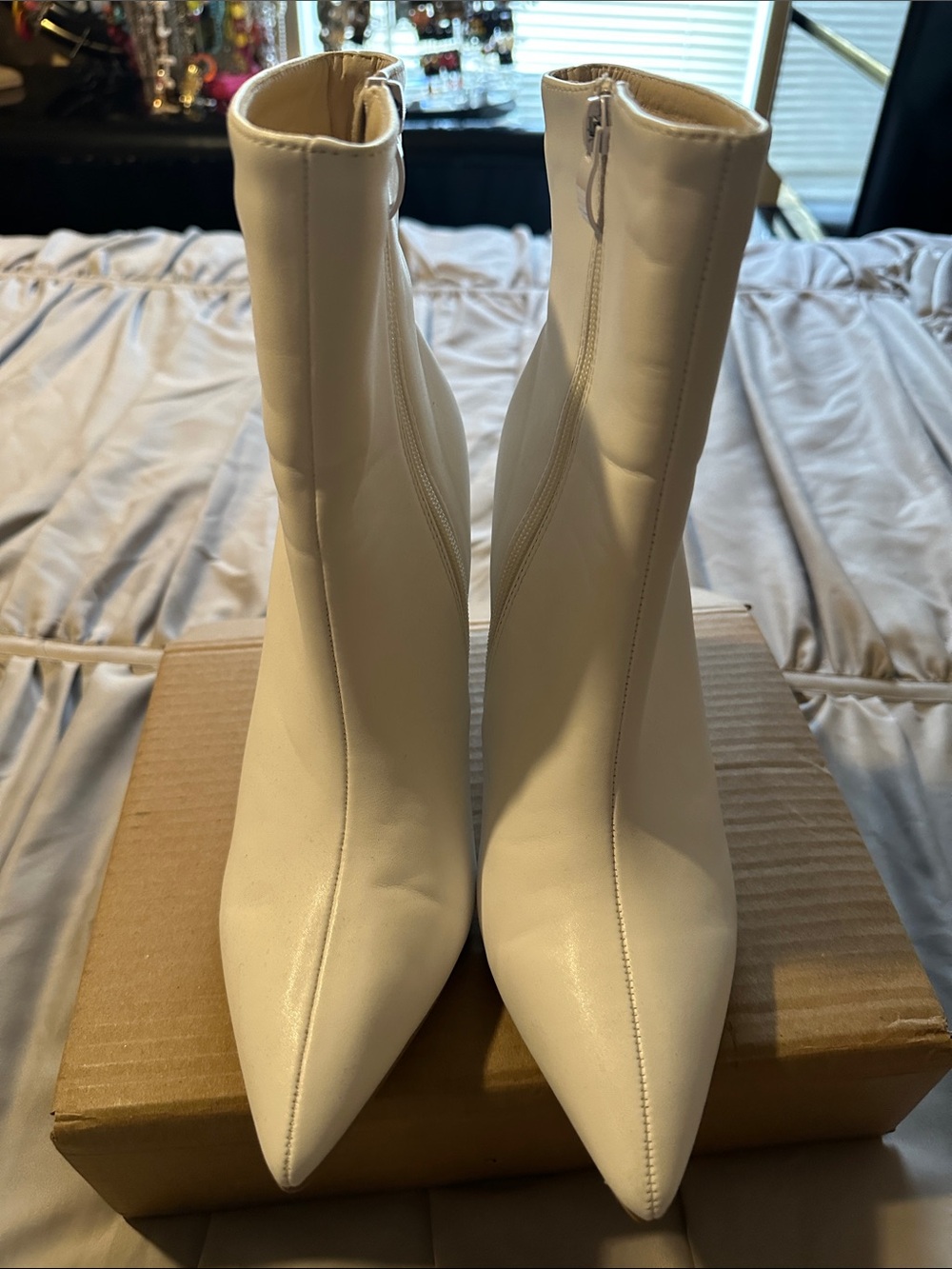 Women's White Pointed Toe Ankle Boots
